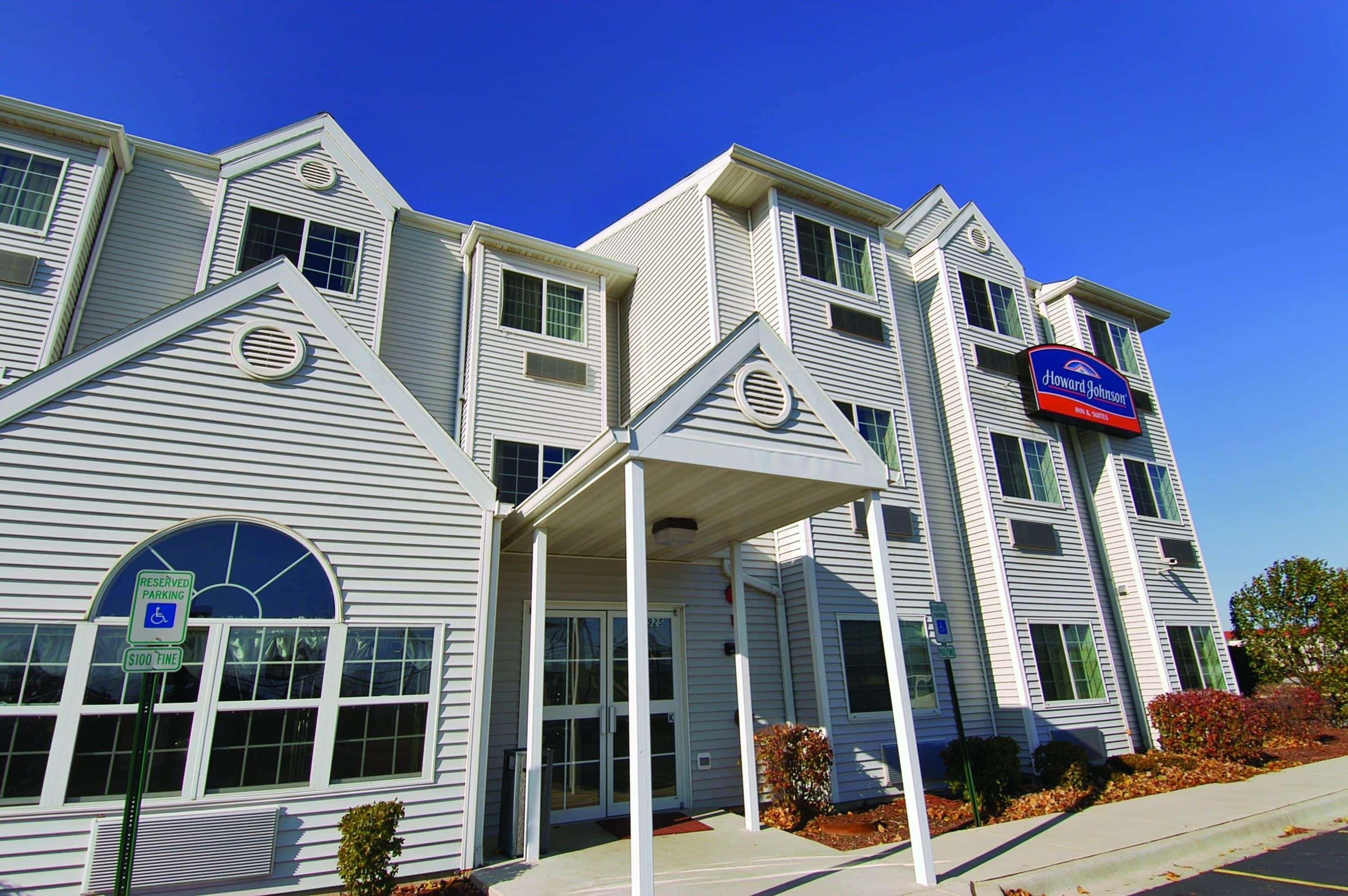 Red Lion Inn & Suites Elk Grove Village Εξωτερικό φωτογραφία
